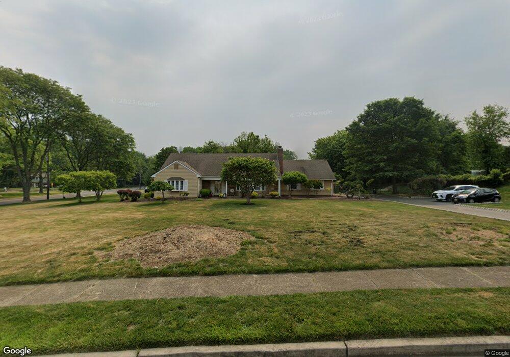 30 Mercer Ln, Manalapan, NJ 07726 - photo 1