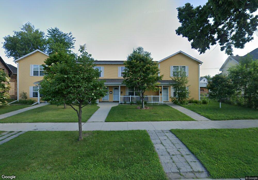 1112 1st Ave S unit D, Fargo, ND 58103 - photo 1