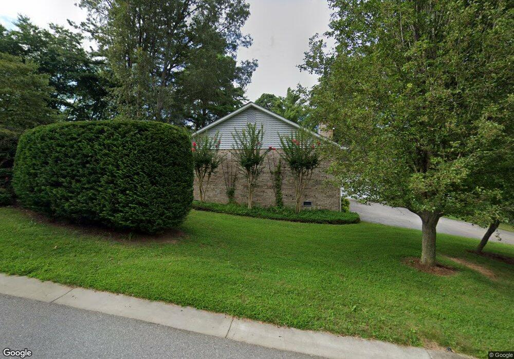 2 Park Ridge Ct, Asheville, NC 28803 - photo 1