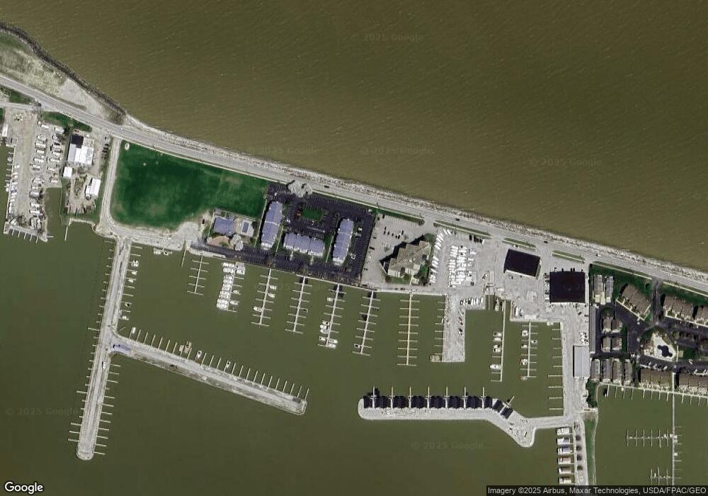 106 Clinton Reef Dr unit 106, Port Clinton, OH 43452 - photo 1