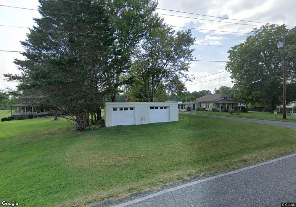 633 Purlear Rd, Purlear, NC 28665 - photo 1