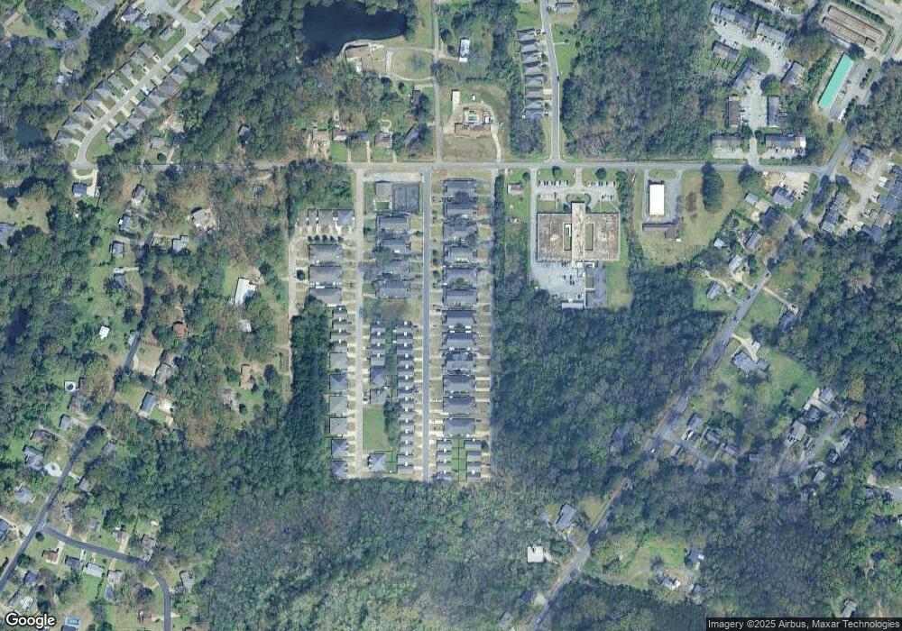 1831 Stonehenge Dr, Birmingham, AL 35215 - photo 1