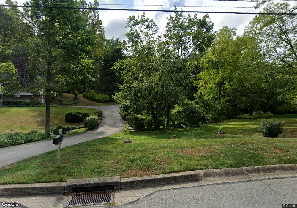 817 Vauclain Rd, Bryn Mawr, PA 19010 - photo 1