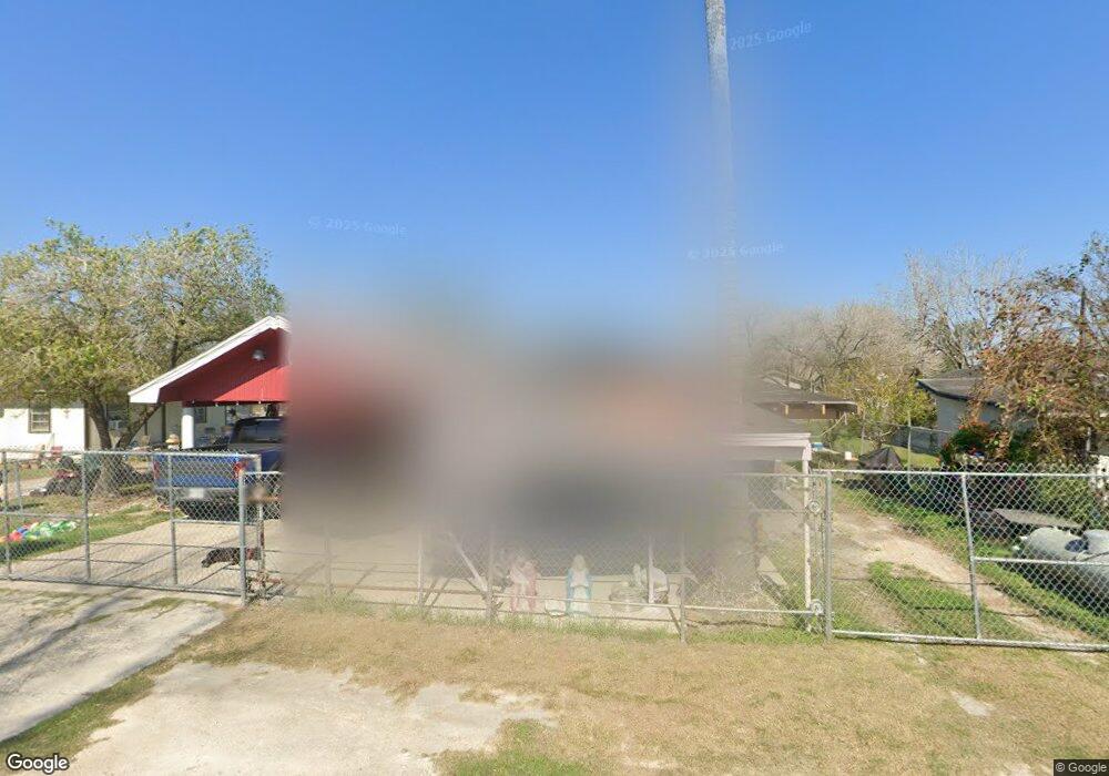 1721 S De la Rosa Dr, Donna, TX 78537 - photo 1