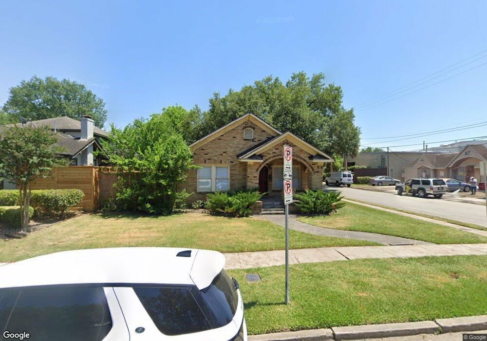 1821 Cherryhurst St, Houston, TX 77006 - photo 1