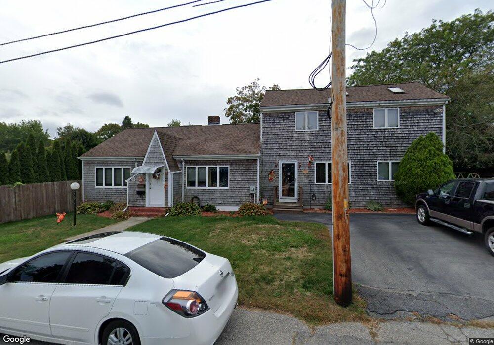 21 Howard St, North Dartmouth, MA 02747 - photo 1
