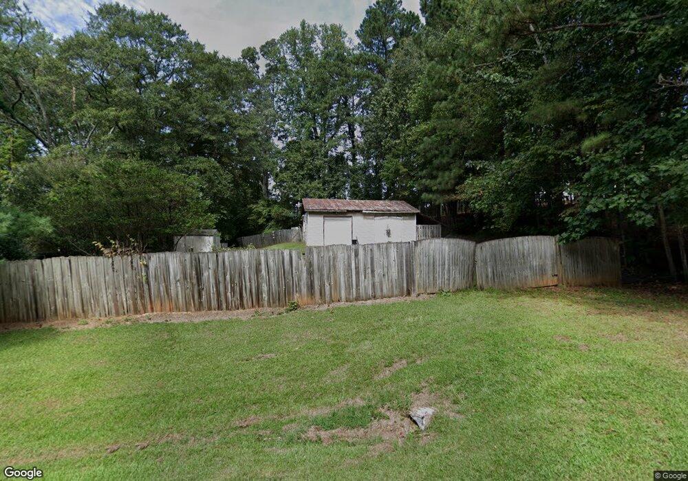 1048 Riverside Rd, Sugar Hill, GA 30518 - photo 1
