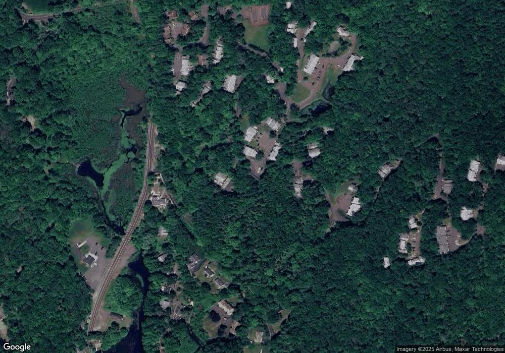 13 Wauwinet Ct, Guilford, CT 06437 - photo 1