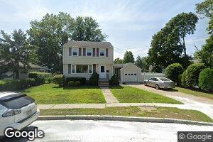5 Agawam Rd, Quincy, MA 02169