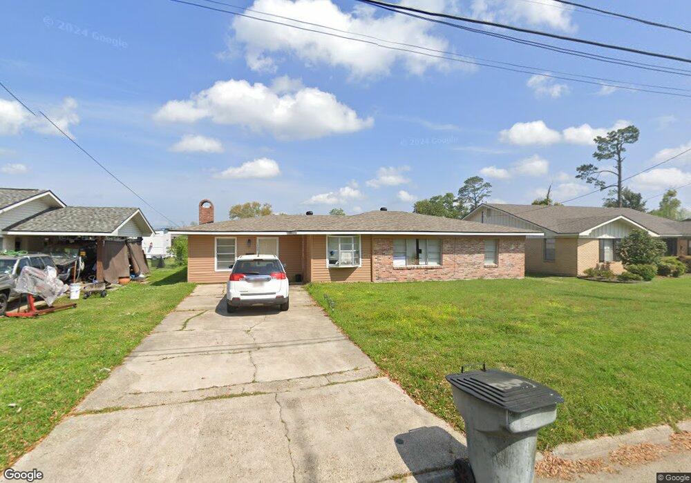 1309 N Elton Ct, Lake Charles, LA 70607 - photo 1