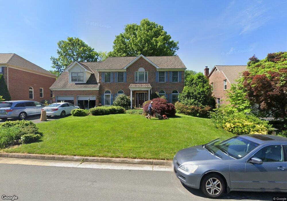 5432 Ashleigh Rd, Fairfax, VA 22030 - photo 1