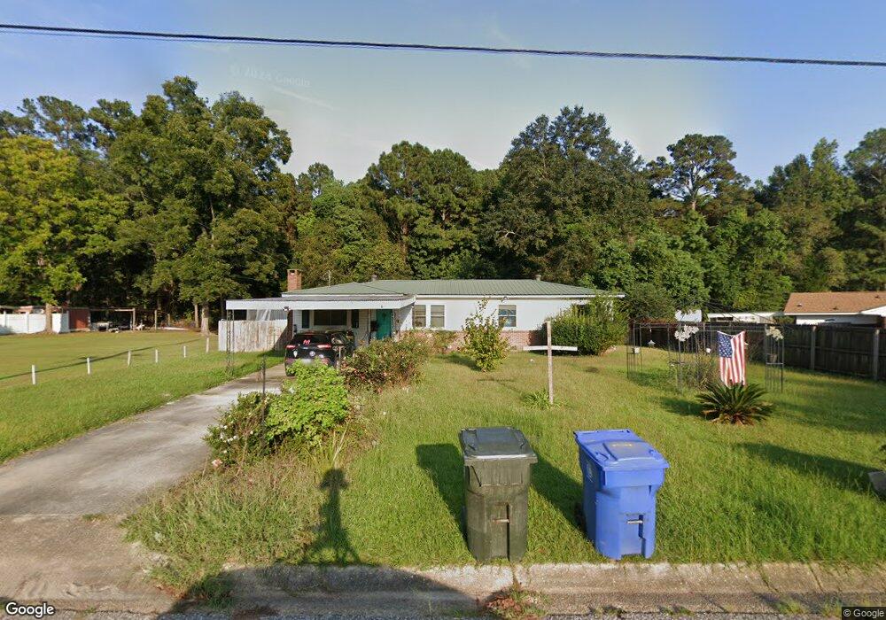 305 Reid Dr, Dothan, AL 36301 - photo 1