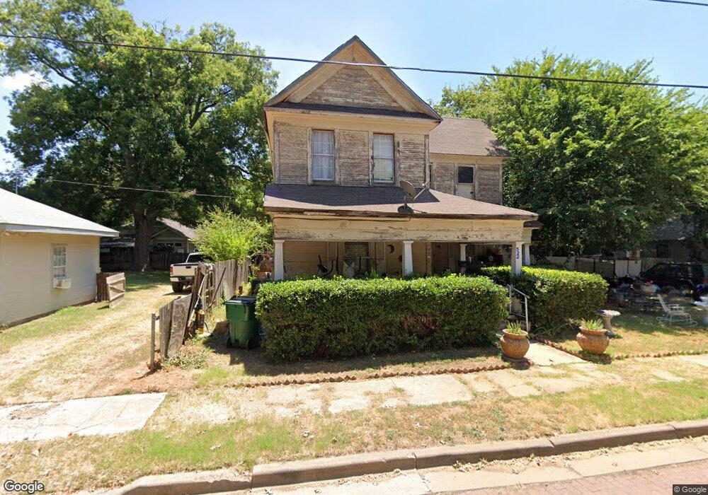 522 N Commerce St, Gainesville, TX 76240 - photo 1