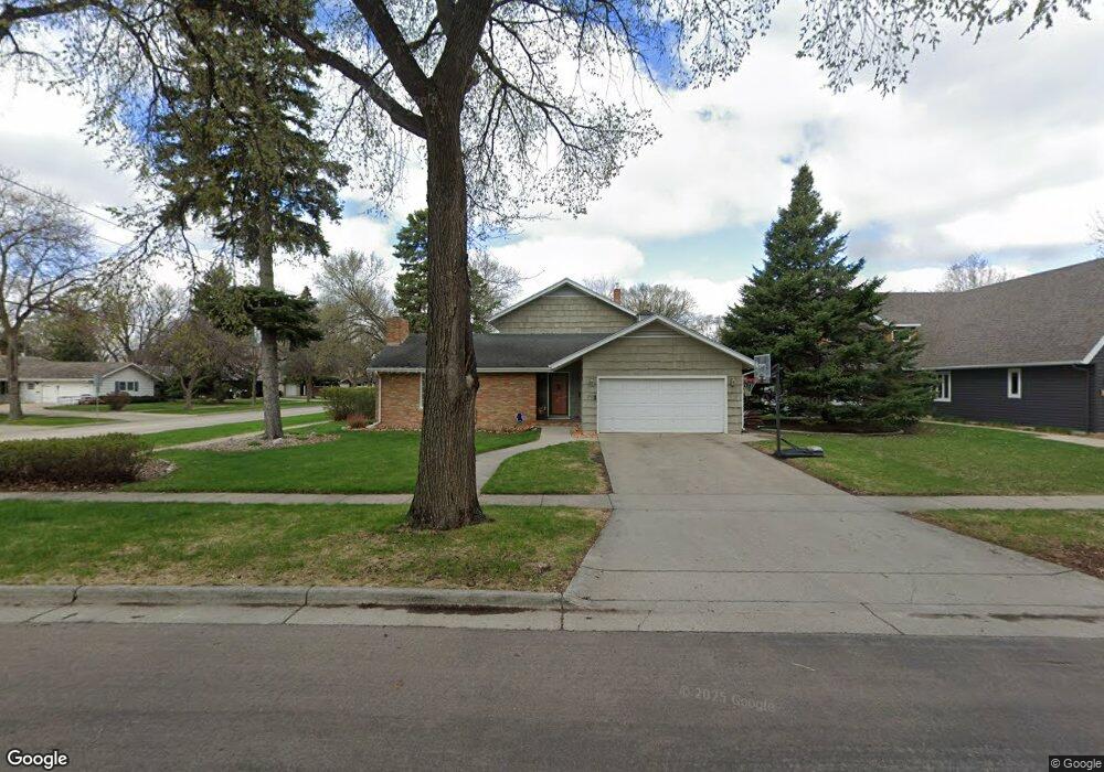 1755 7th St S, Fargo, ND 58103 - photo 1