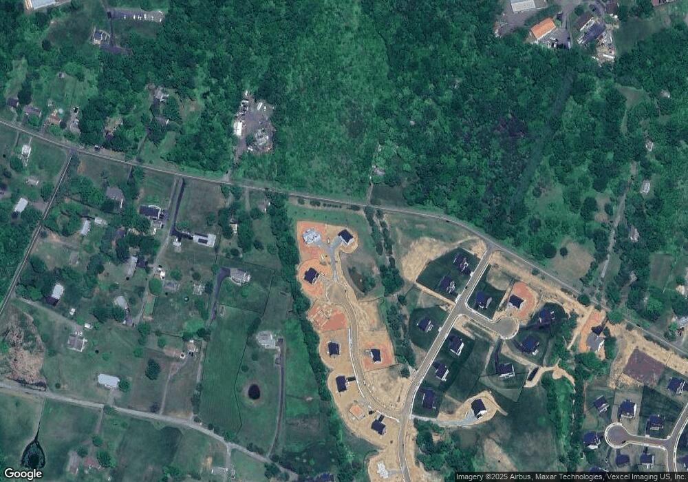 6749 Highlander Ct, Warrenton, VA 20187 - photo 1