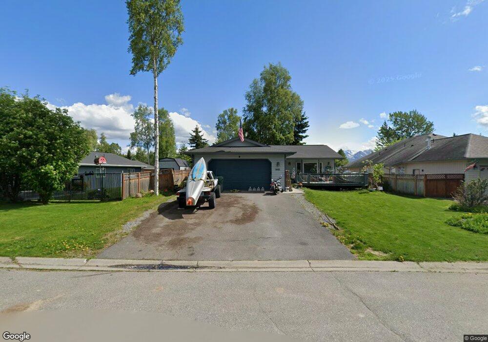 940 Shakespeare Cir, Anchorage, AK 99503 - photo 1