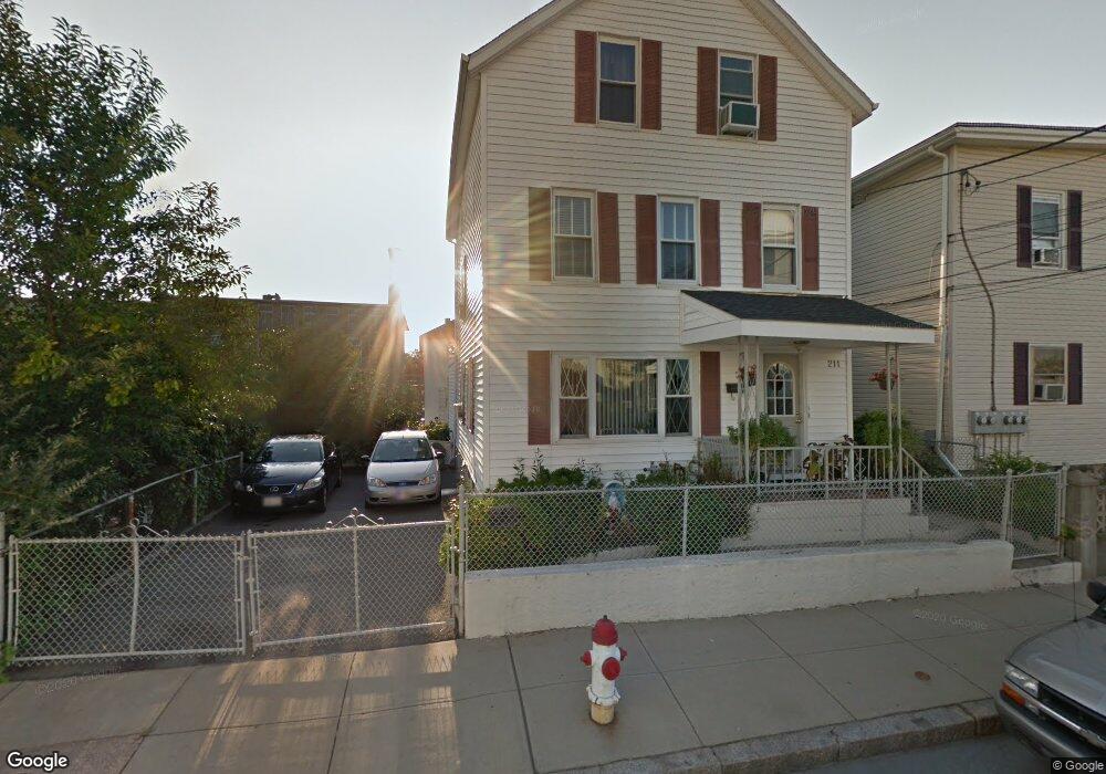 211 Pitman St, Fall River, MA 02723 - photo 1