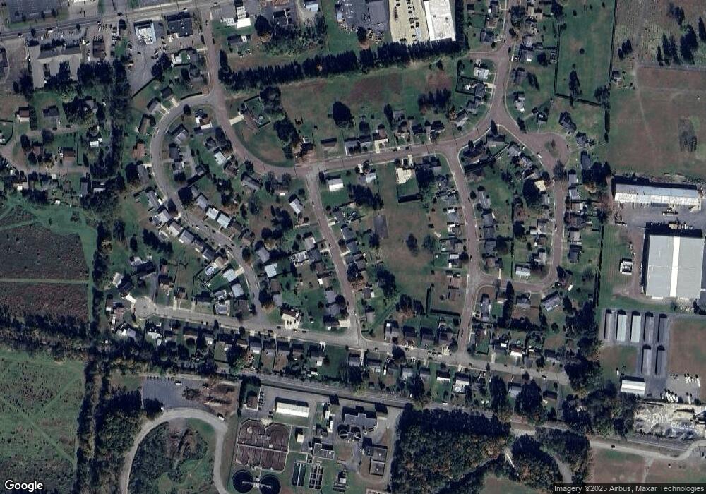 118 Linden Dr, Berwick, PA 18603 - photo 1