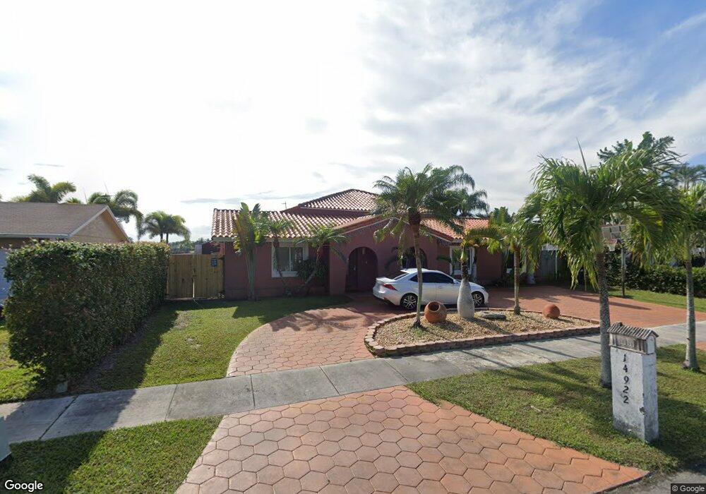 14922 SW 67th Ln, Miami, FL 33193 - photo 1