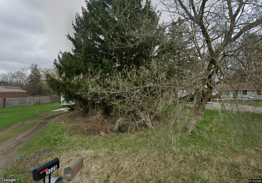 3228 Oleary Rd, Flint, MI 48504 - photo 1