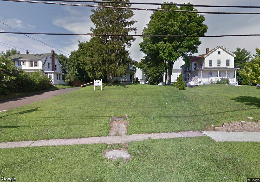 14 Coalpit Hill Rd unit 1, Danbury, CT 06810 - photo 1