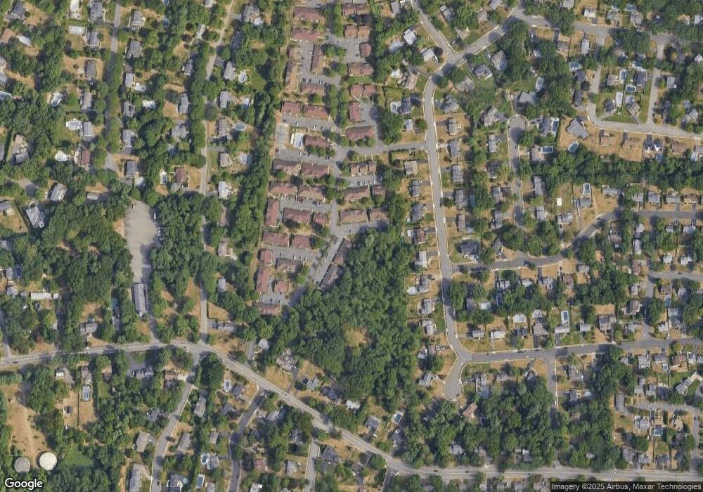 6-4 Tamaron Dr, Waldwick, NJ 07463 - photo 1