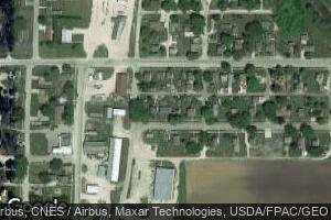 906 Franklin St, Elgin, IA 52141