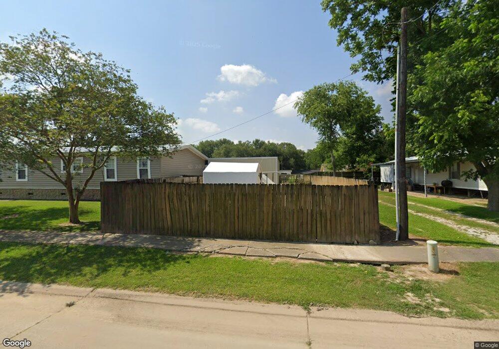503 W South St, Welsh, LA 70591 - photo 1
