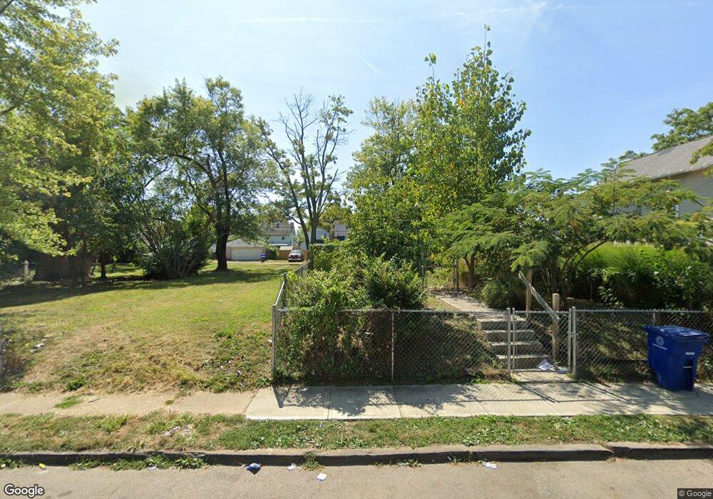 481 E Morrill Ave, Columbus, OH 43207 - photo 1