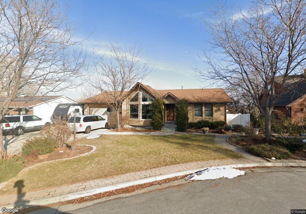 9549 Caithness Cir, South Jordan, UT 84095 - photo 1