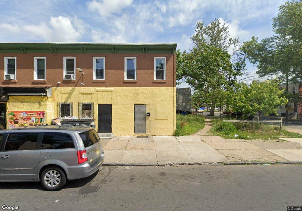 781 Pine St, Camden, NJ 08103 - photo 1