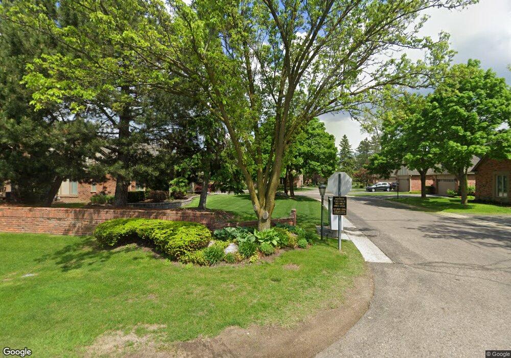 4079 Willoway Place Dr unit 7, Bloomfield Hills, MI 48302 - photo 1