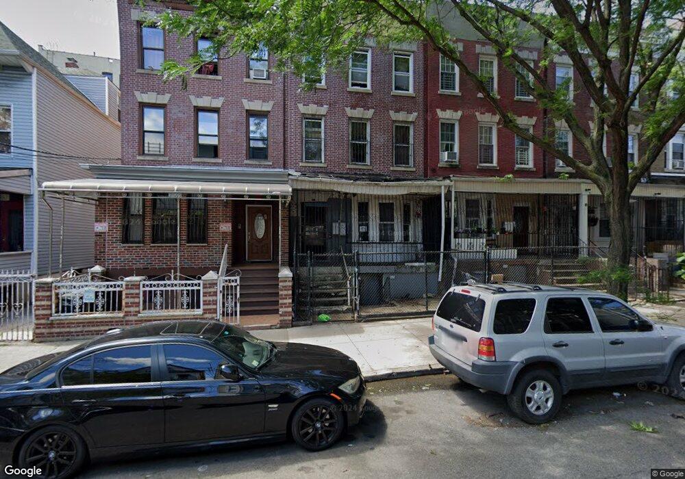 2667 Briggs Ave, Bronx, NY 10458 - photo 1