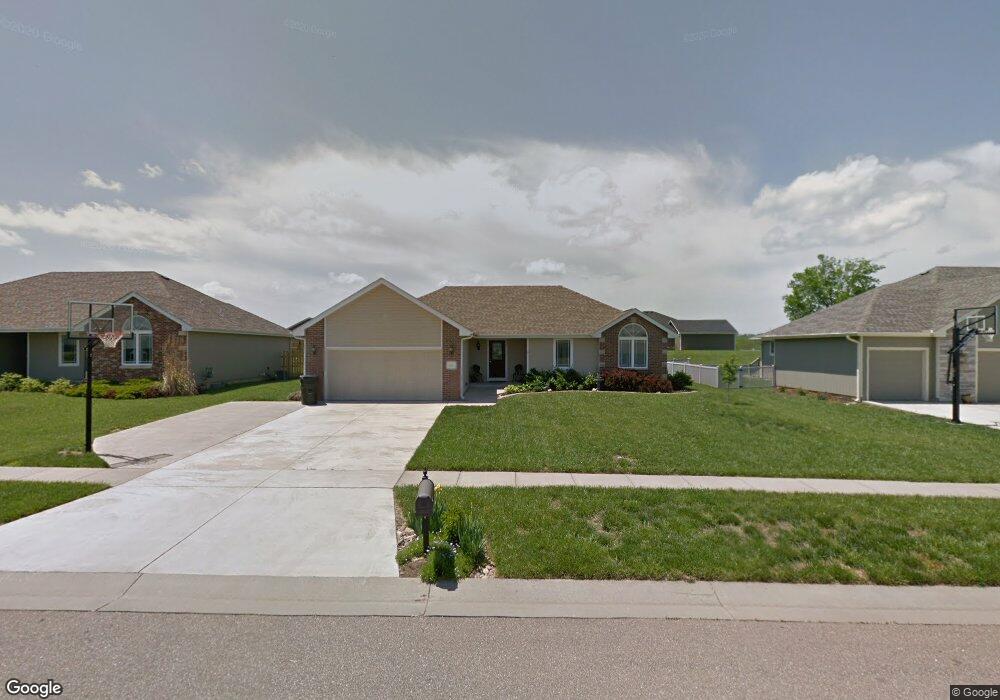 4105 SW Misty Harbor Ave, Topeka, KS 66610 - photo 1