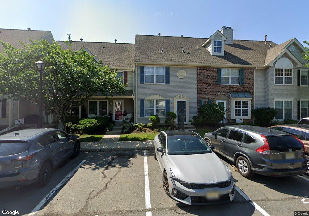 35 Colleen Ct, Kendall Park, NJ 08824 - photo 1