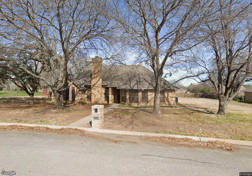 1913 Country Brook Dr, Weatherford, TX 76087 - photo 1
