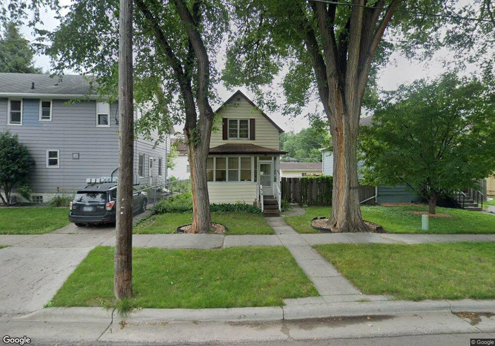 704 11th St S, Fargo, ND 58103 - photo 1