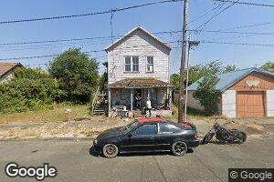 115 5th St, Myrtle Point, OR 97458