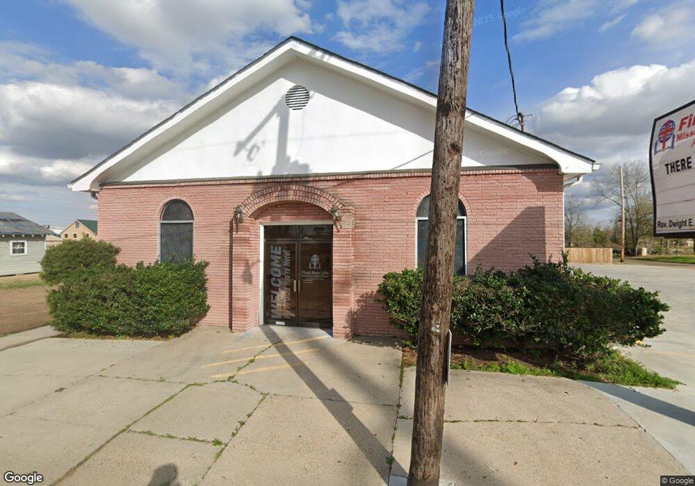 311 S 1st Ave, Lake Charles, LA 70601 - photo 1