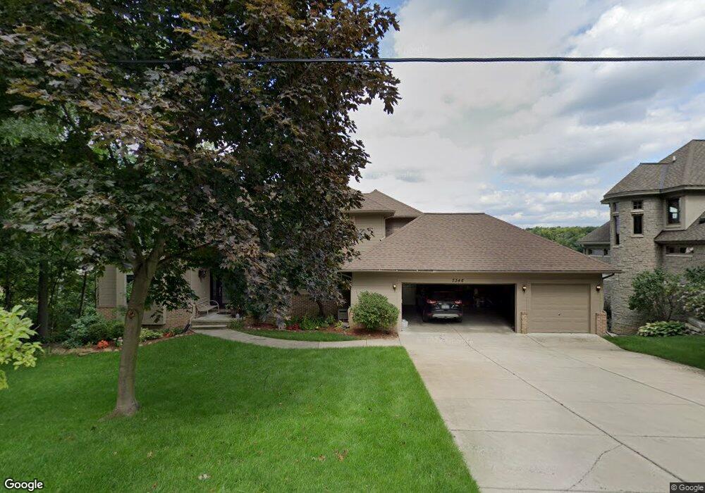 7346 Colony Dr, West Bloomfield, MI 48323 - photo 1