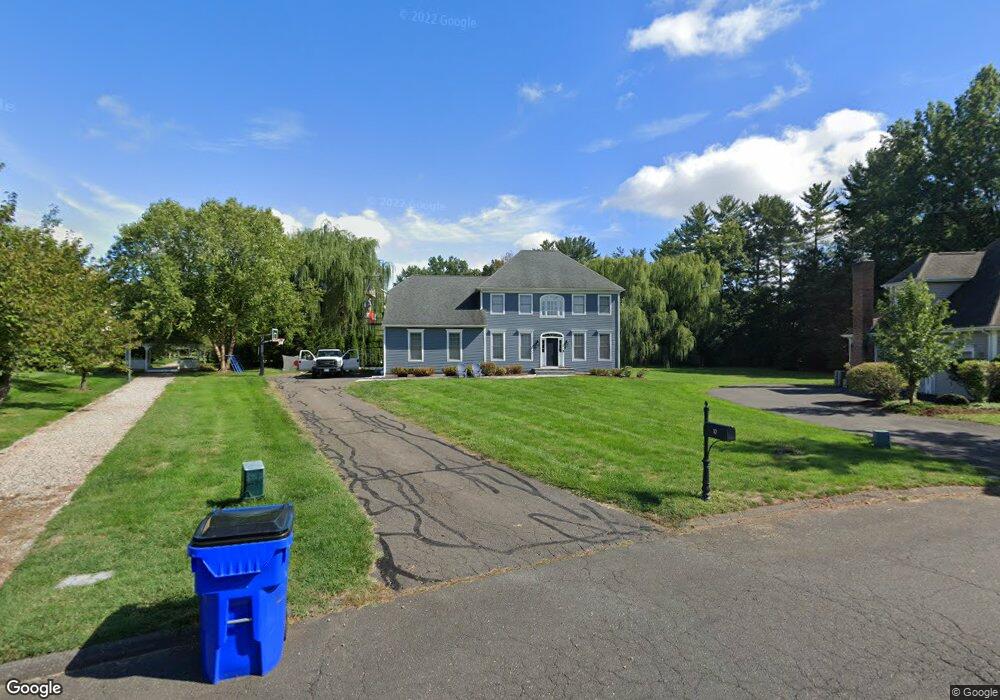 10 Buckingham Ln, West Hartford, CT 06117 - photo 1