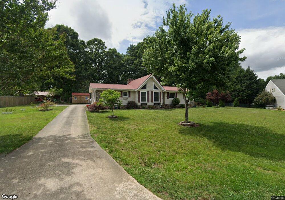 313 Camelot Dr, Statesville, NC 28625 - photo 1