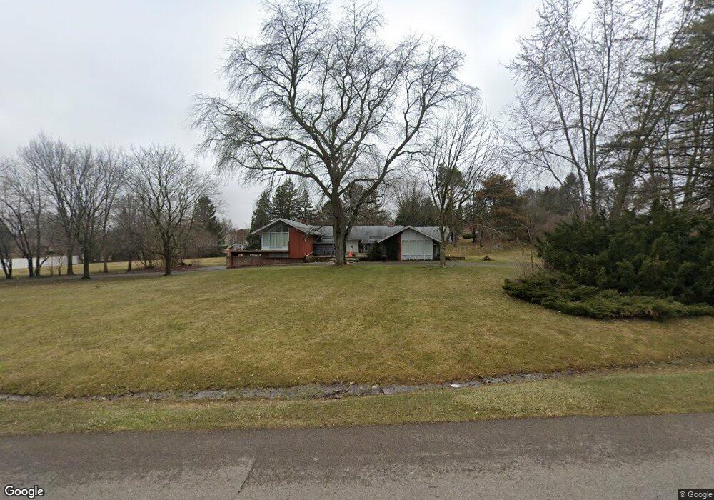 1322 Woodkrest Dr, Flint, MI 48532 - photo 1