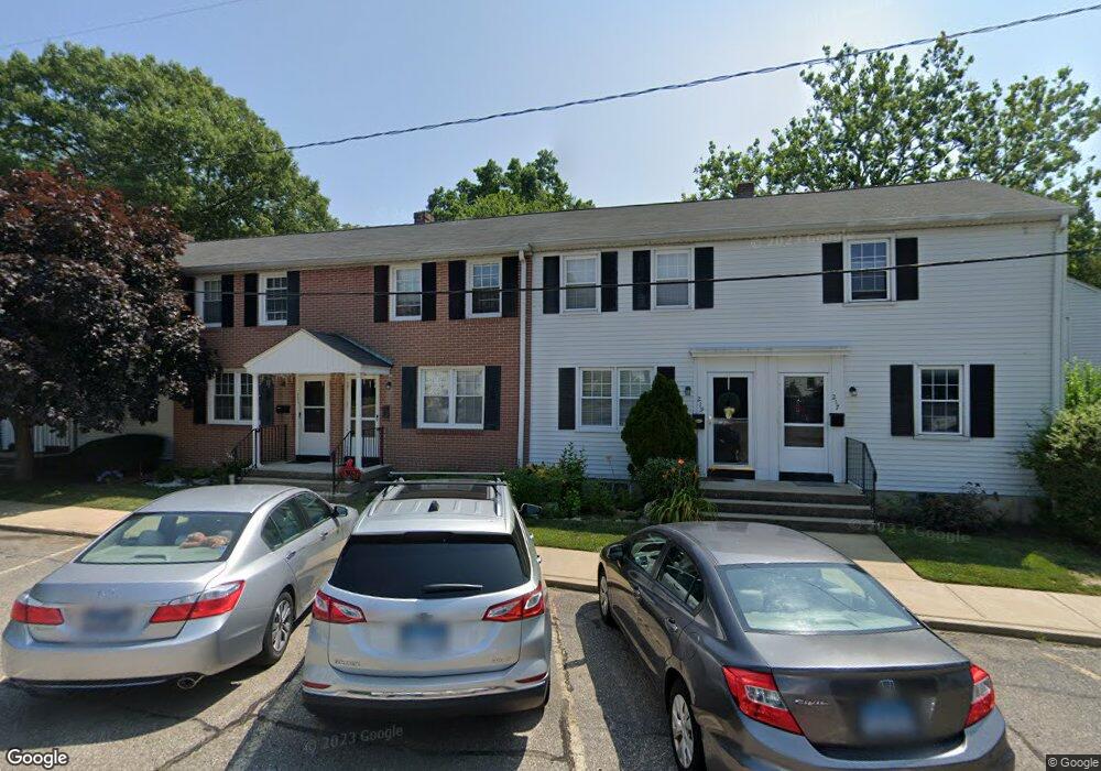 219 Sylvan Knoll Rd unit 219, Stamford, CT 06902 - photo 1