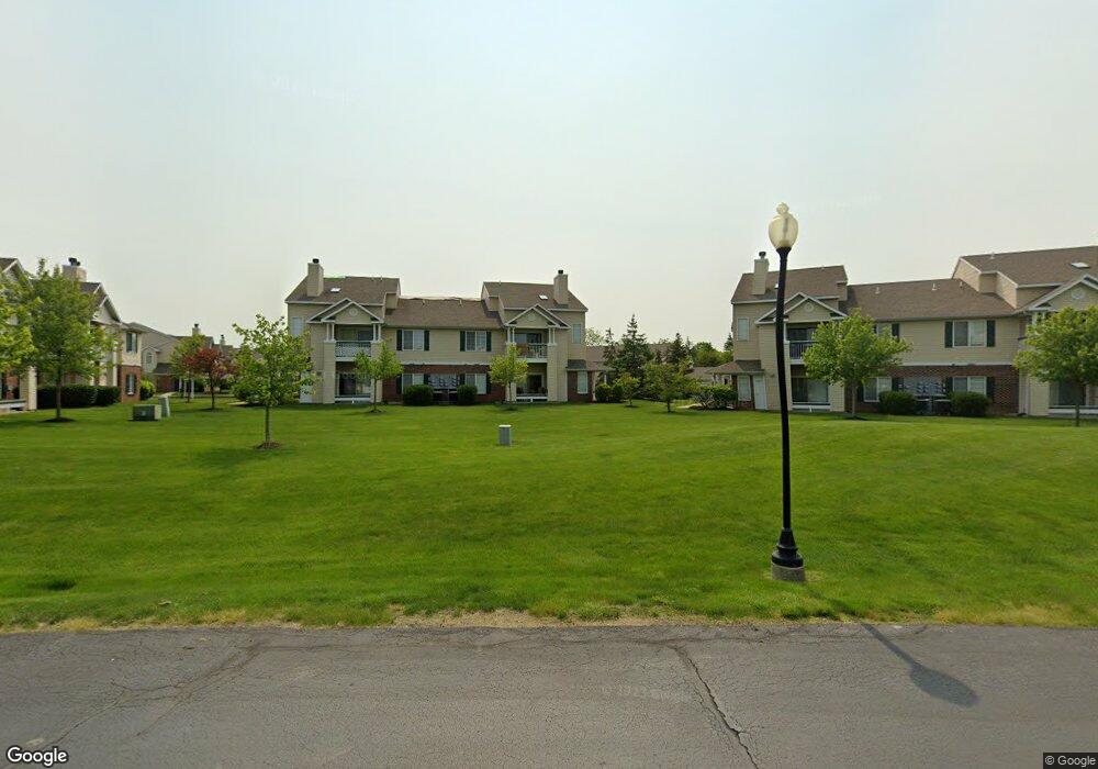 10001 Pin Oak Cir, Fort Wayne, IN 46835 - photo 1