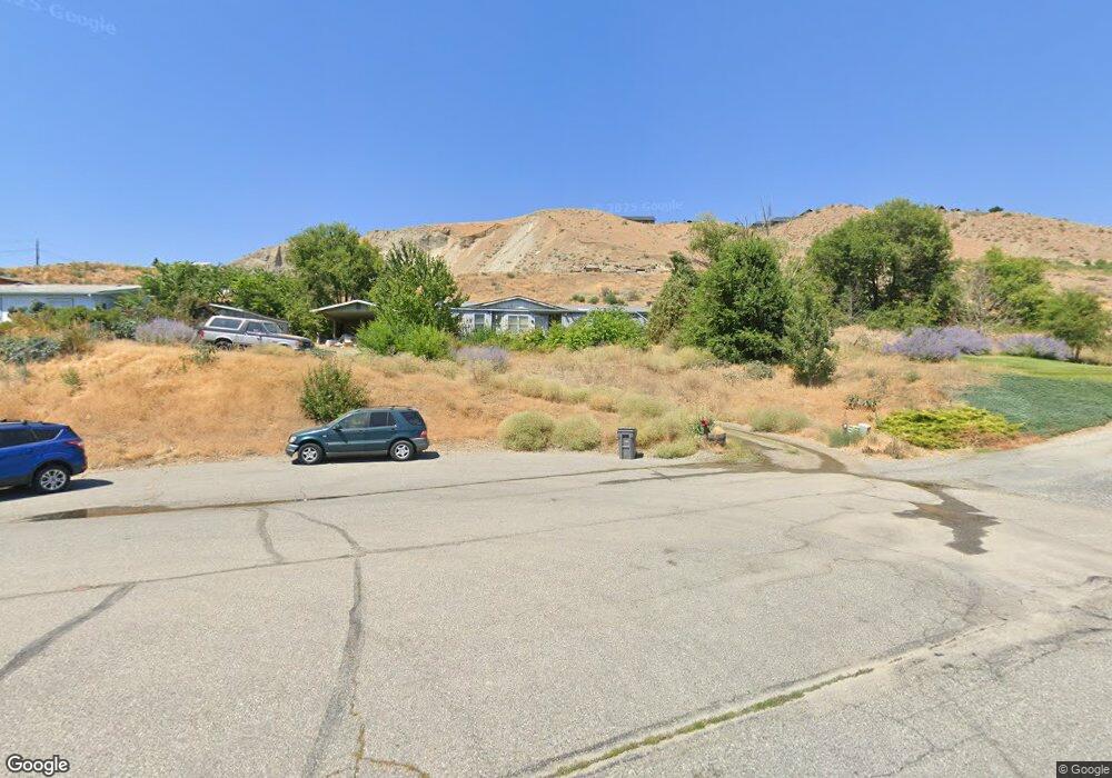 2539 11th St SE, East Wenatchee, WA 98802 - photo 1