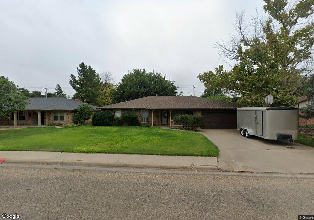 1504 NE 2nd St, Dumas, TX 79029 - photo 1