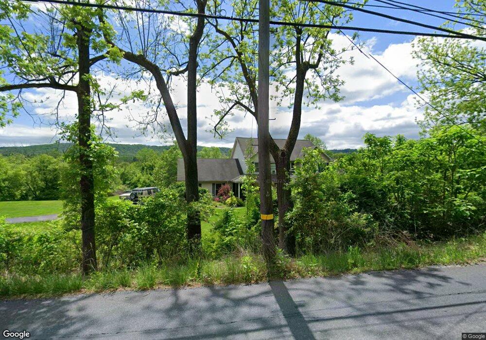 673 Franklin St, Alburtis, PA 18011 - photo 1