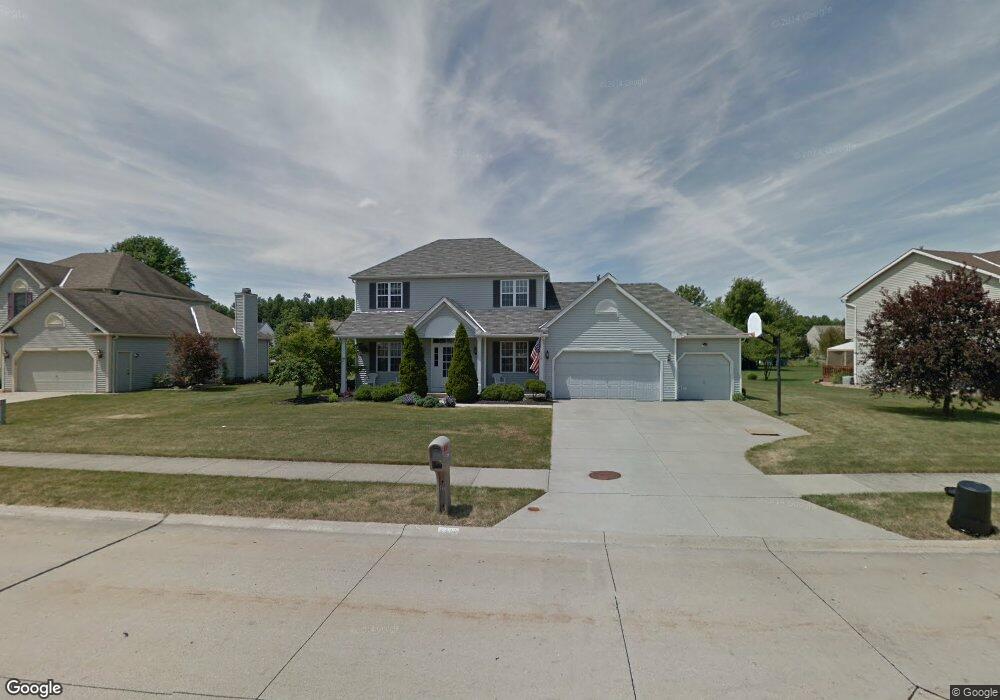 7318 Valeside Ln, Olmsted Falls, OH 44138 - photo 1