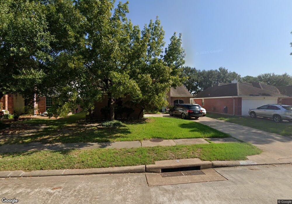 8838 Gas Light Village Dr, Houston, TX 77095 - photo 1